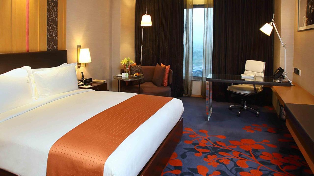 Holiday Inn New Delhi Mayur Vihar Noida By Ihg Exterior foto