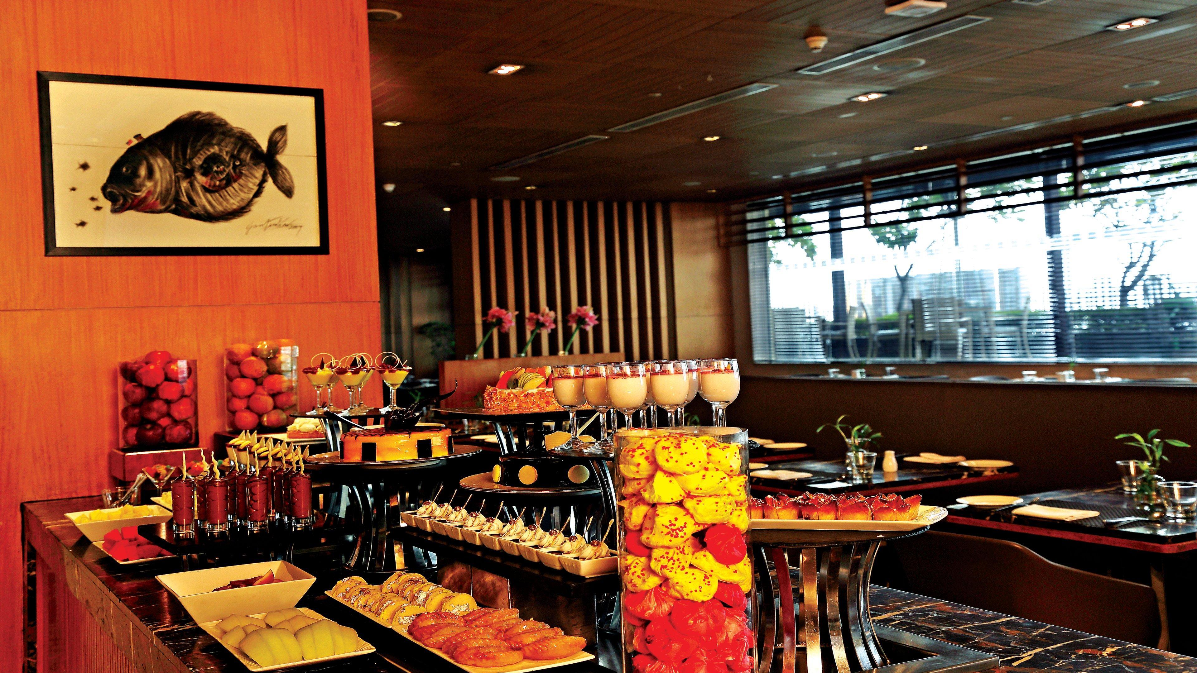 Holiday Inn New Delhi Mayur Vihar Noida By Ihg Exterior foto The Club Lounge at the Hong Kong International Convention and Exhibition Centre
